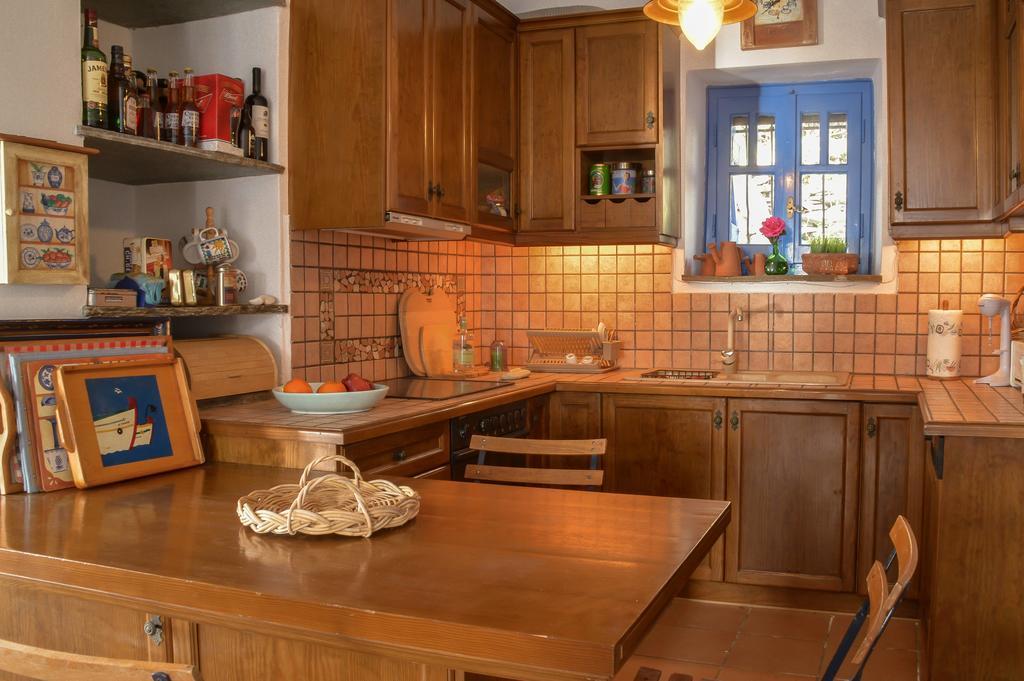 Villa Kalypso Batsi  Luaran gambar